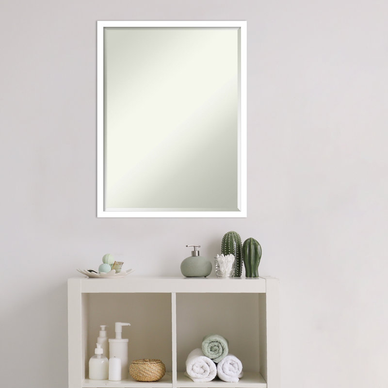 Petit miroir mural biseauté Hinkston Svelte