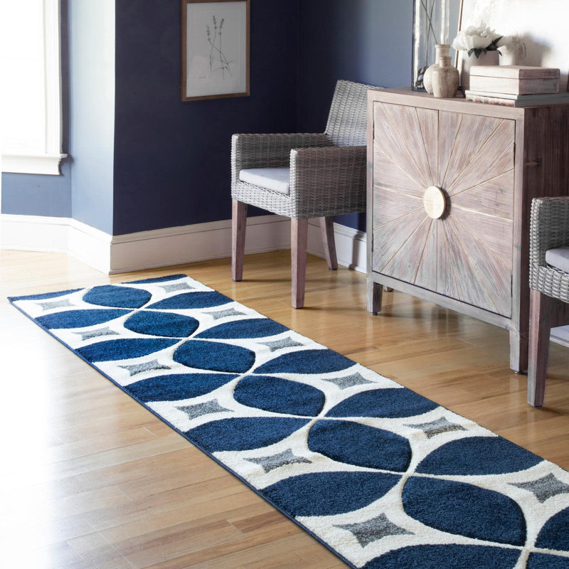 Tapis géométrique bleu marine / gris / blanc, Tapis de couloir 2 pi 6 po x 6 pi