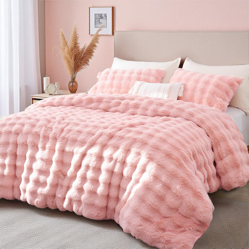 Fluffy Comforter Set 3 Pieces- Ultra Soft & Warm Faux Fur Comforter With Two Pillowcases For Winter, Pink