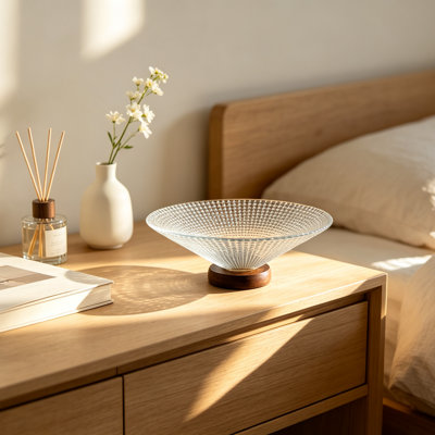 Bol à fruits texturé en verre transparent avec base en bois, grand bol de service décoratif conique évasé, grand bol de centre de table moderne en verre pour comptoir de cuisine, meuble-lavabo et plateaux à clés d'entrée, bol décoratif de présentation de bonbons et de collations pour la table de la maison