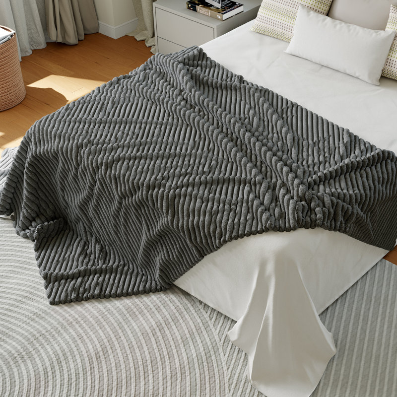 Soft Thick Flannel Fleece Throw Blanket 3D Ribbed Jacquard Lightweight Blanket for Bed and Sofa, Gray, King