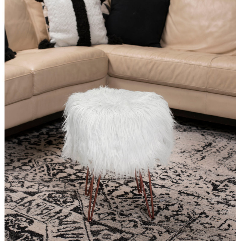Tabouret de coiffeuse 14,5 po BirdRock Home, Fausse fourrure blanche