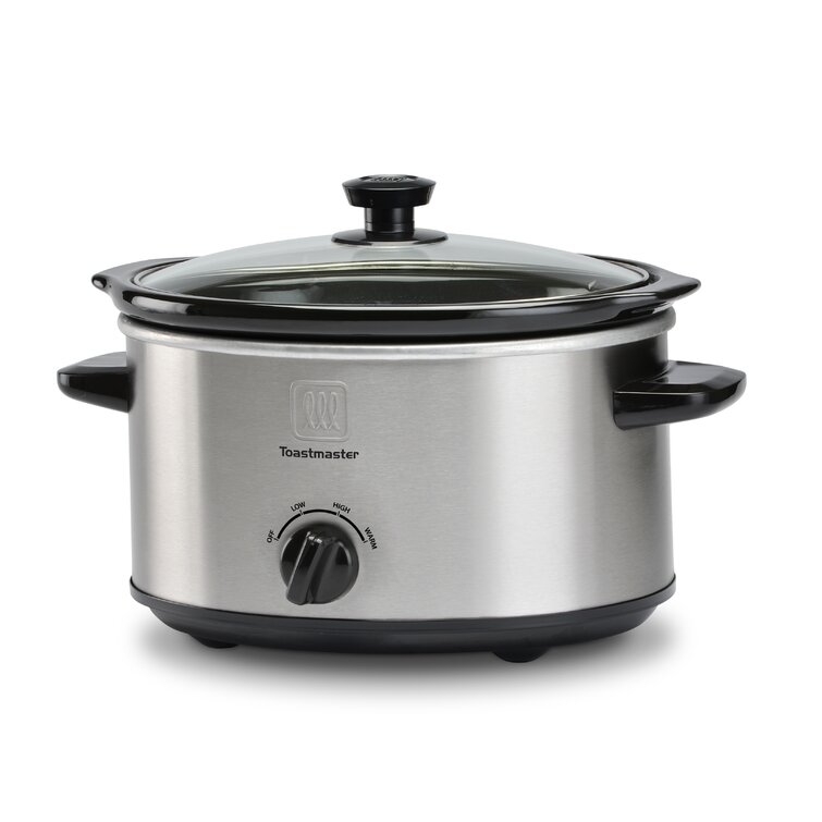 West Bend 5-Quart Black Rectangle Slow Cooker in the Slow Cookers