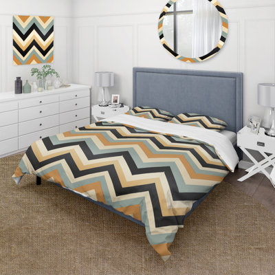 Beige And Black Modern Chic Chevron Pattern Chevron / Zig Zag Duvet Cover