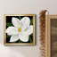 «Midnight Magnolia II», reproduction encadrée de qualité supérieure - prête à être accrochée-1218817043-1218789669-1218858699