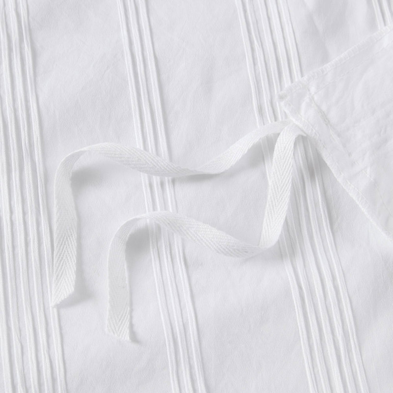 Logan Woven Striped Duvet Set, White Striped, Queen Comforter + 2 King Shams