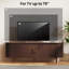 Meuble télé cannelé de 63 po avec prise de courant et tablettes réglables, console de télévision de style Mid-Century, centre de divertissement à portes coulissantes et console multimédia pour téléviseur de 40 à 65 po-9893096-8636366