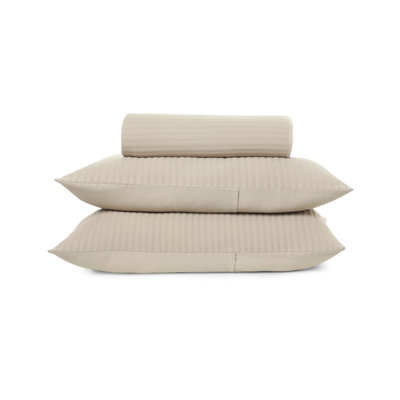 Hoshi Polyester Solid Colour Bedspread with Pillowcases Included