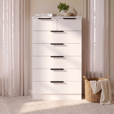 Glenhaven Chest of 7 Drawers