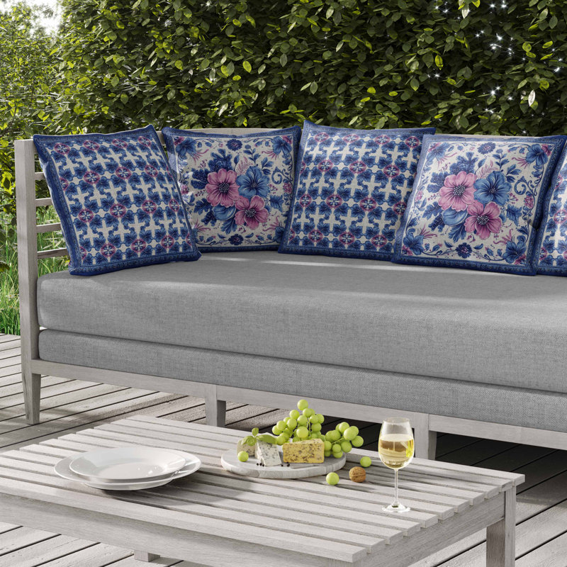 Coussin d'intérieur / extérieur à motif de pervenche, Bleu / Rose, Carré 18 po