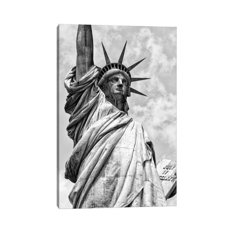 Statue Of Liberty by Philippe Hugonnard - Wrapped Canvas Print, 20.32 cm H x 30.48 cm W