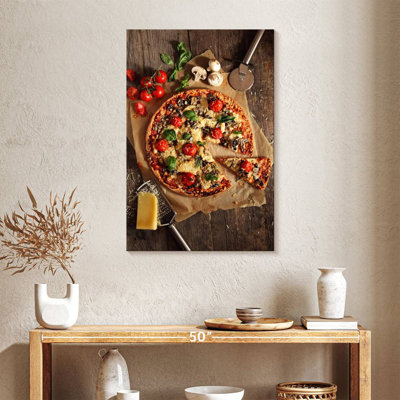 Yarlin Cheesy Handmade Pizza