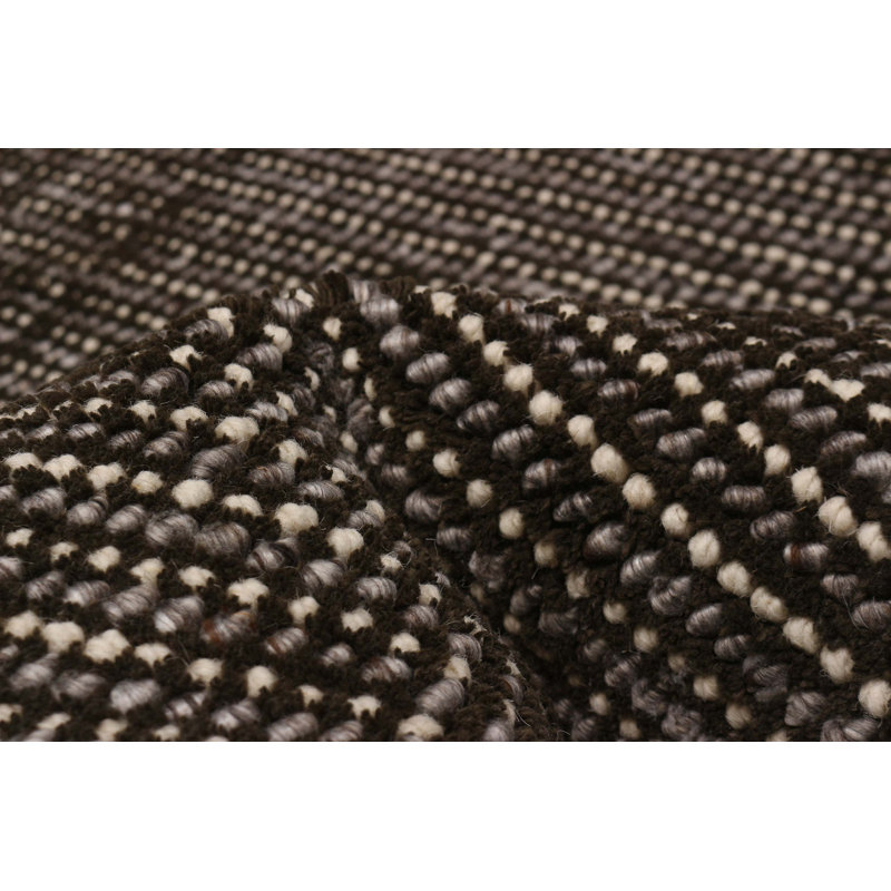 Tapis gris intemporel 6 pi 0 po x 9 pi 0 po