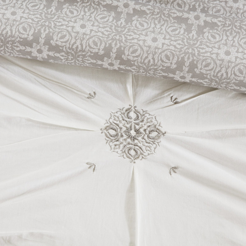 Elegant Reversible Embroidered Bedding Sets, Cotton Comforter For Home