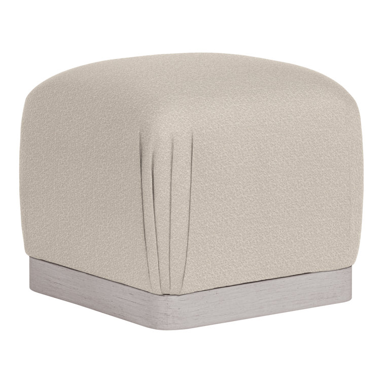Nola Ottoman