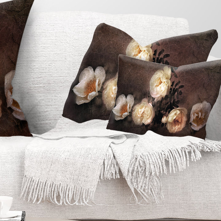 Coussin lombaire floral sauvage