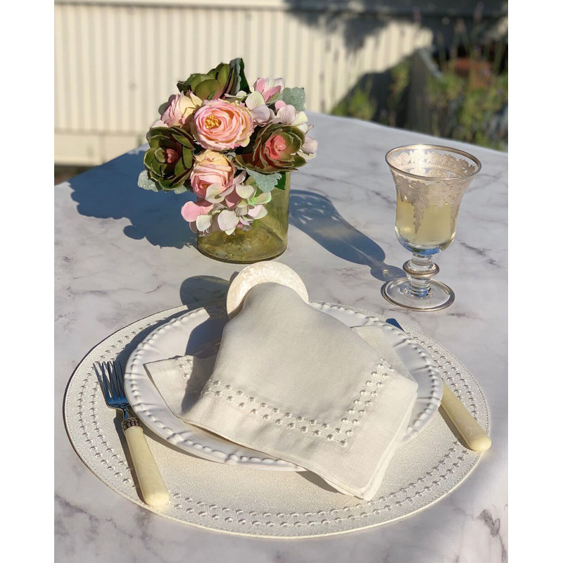 Pearls Square Napkins, White/Navy