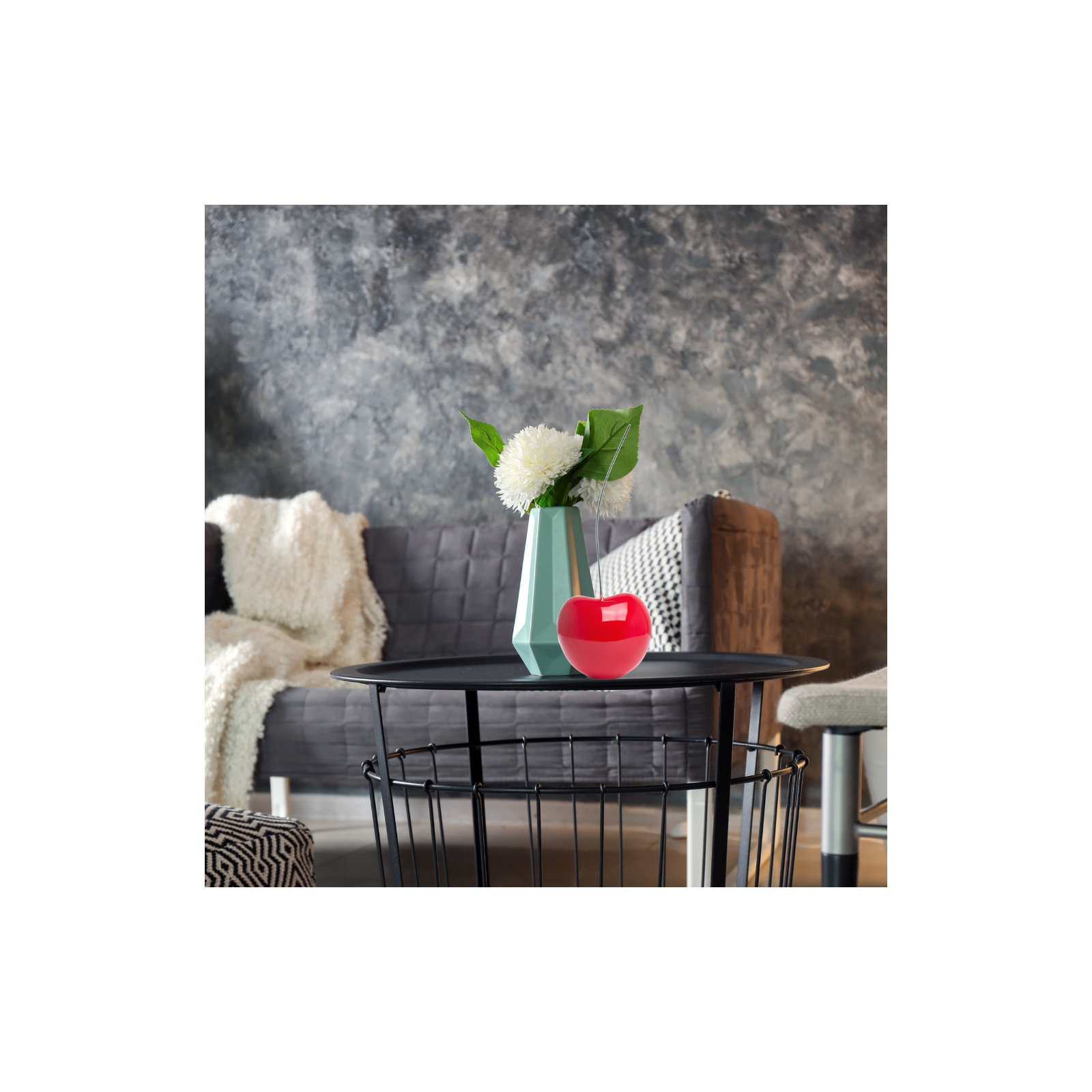 Izara Sculpture, 18" H x 5.5" W x 5" D, Bright Red