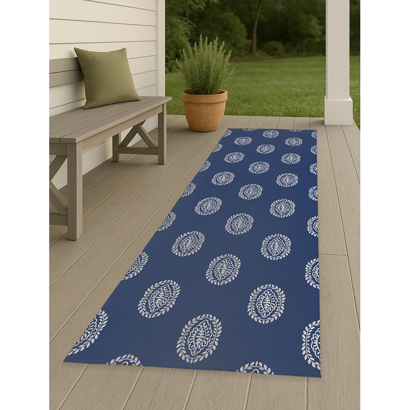Maddy Non Slip Outdoor Rug, Runner 2'6" x 8'