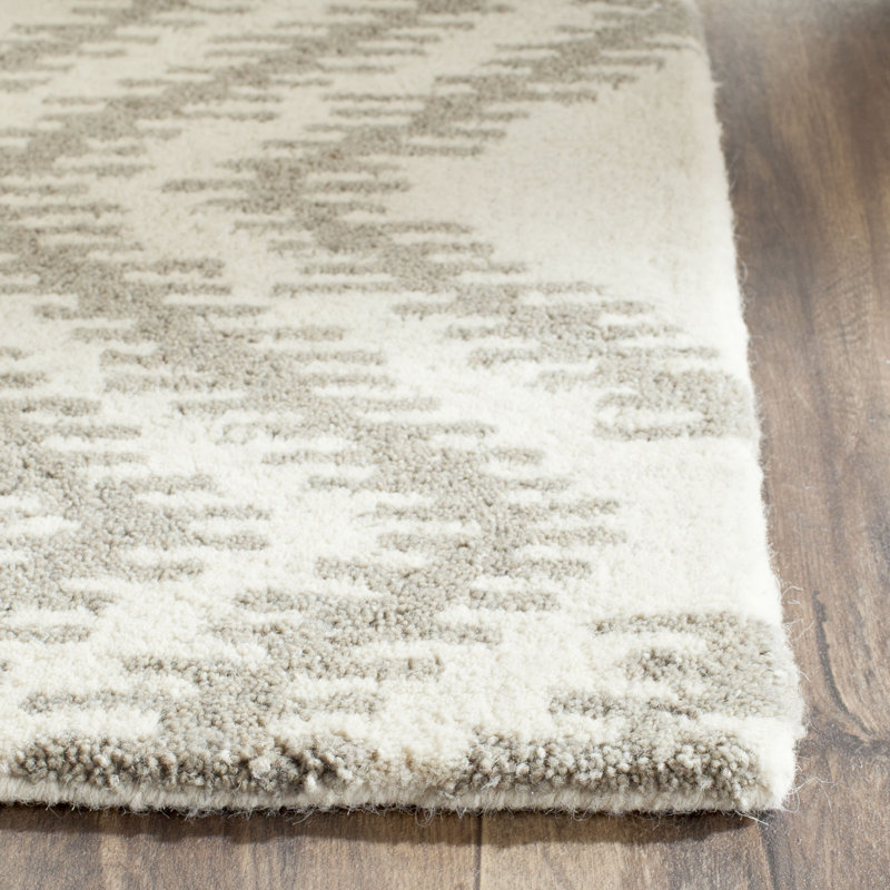 Simryn Hand Tufted Wool Chevron Rug, Rectangle 2' x 3'