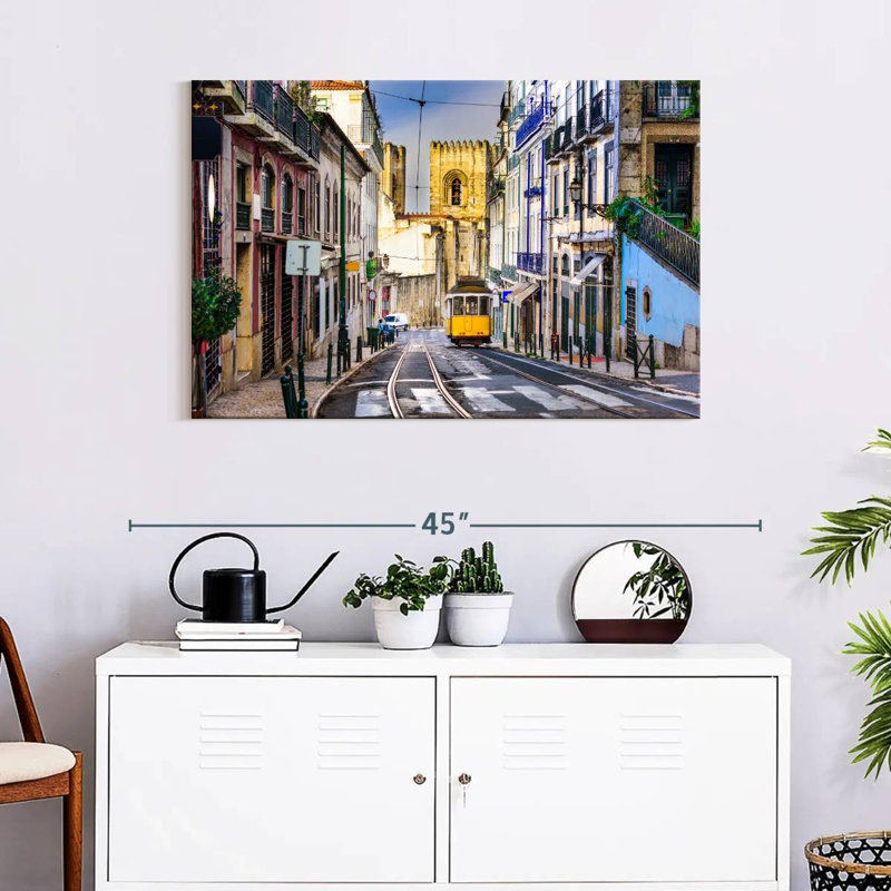 Sireci Old Lisbon Street, 24" H x 36" W