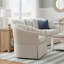 Chaise d'appoint pivotante à jupe exquise pour les espaces côtiers, offrant confort et style dans les moindres détails-684169678