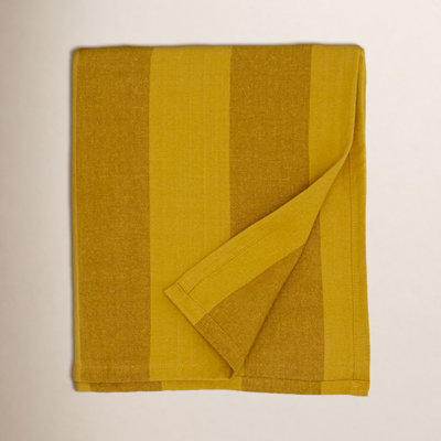 Essential Striped Tablecloth