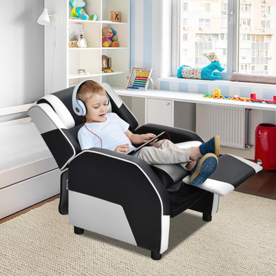 Armas Recliner