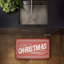 Tapis de sol anti-fatigue rouge rétro Merry Christmas, design par Chad Barrett, 30 po x 18 po