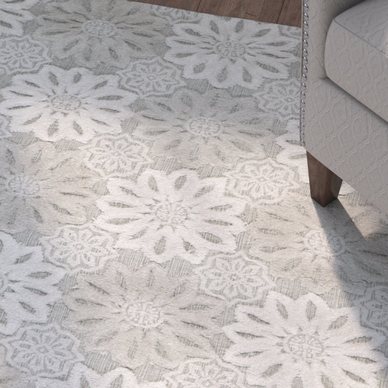 Gray and Ivory Hand-Knotted Wool Floral 4' x 6' Rug