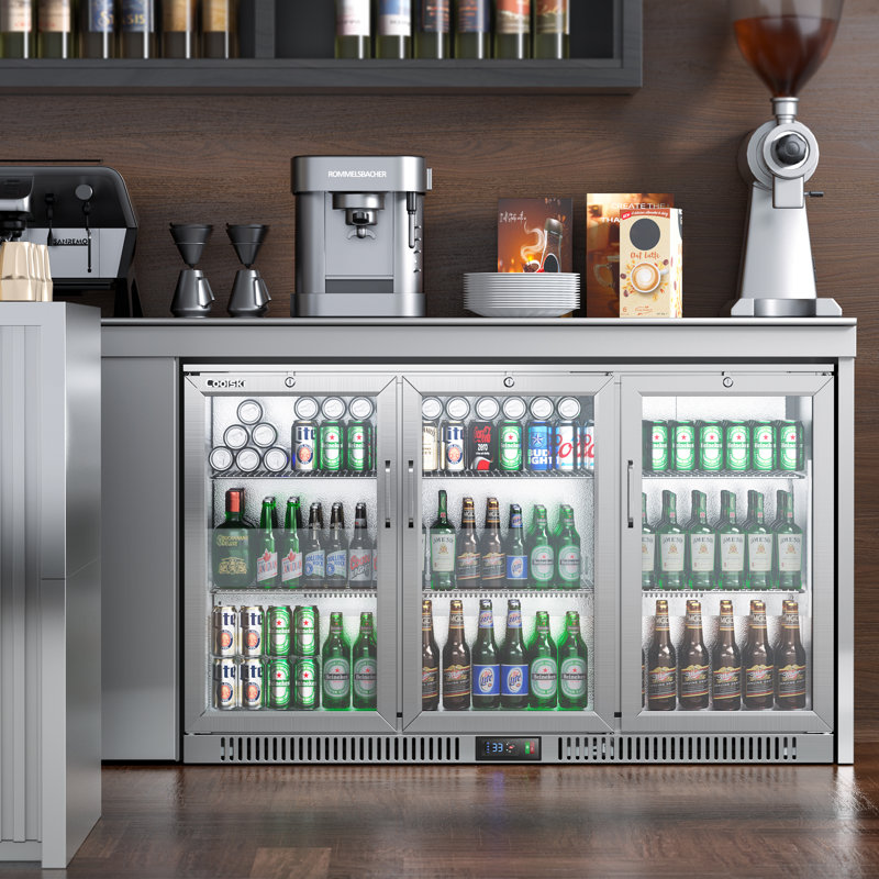 Réfrigérateur à boissons Coolski avec 3 portes, refroidisseur de bar arrière commercial pour le bicarbonate de soude, réfrigérateur à affichage sous le comptoir à hauteur de comptoir pour bar / maison, éclairage en acier inoxydable / à DEL / hom