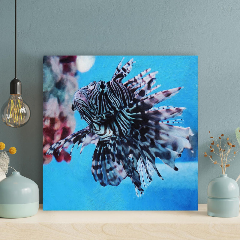 " Black And White Lionfish ", 32" W x 32" H