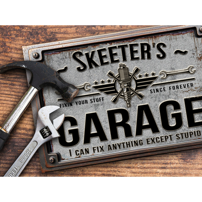 Signe de garage Garage nom de famille personnalisé sur métal, H 18 po x l 27 po x P 0,04 po, Oui