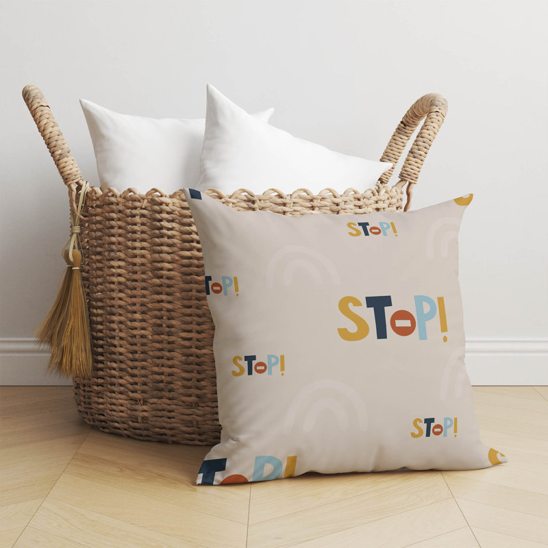 Coussin Stop, Taupe, H 20 po x l 20 po