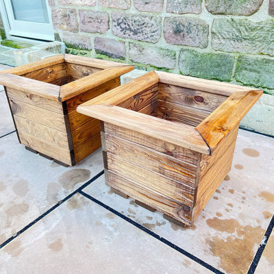 Pennsbury Handmade Wood Planter Box