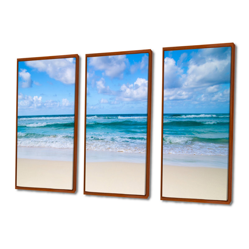 Serene Blue Tropical Beach - Photographie flottante sur toile, 3 pièces, H 40 po x l 60 po, Brun