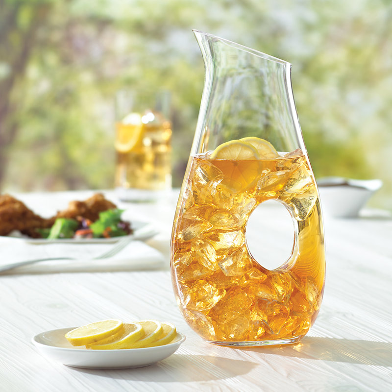 Elegant 1.5 Quart European Crystal Pierced Pitcher