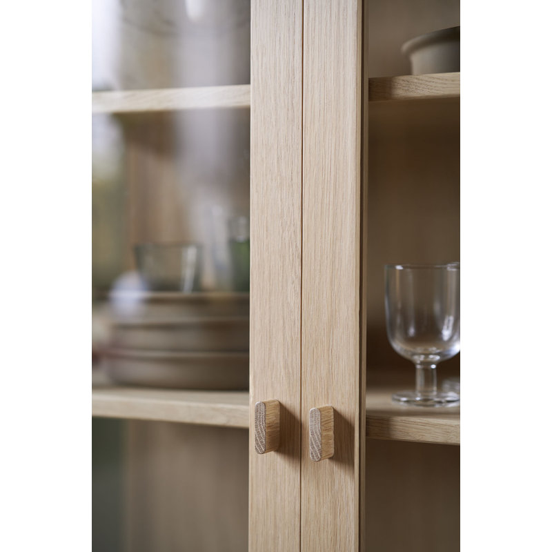 Boderne Display Stand