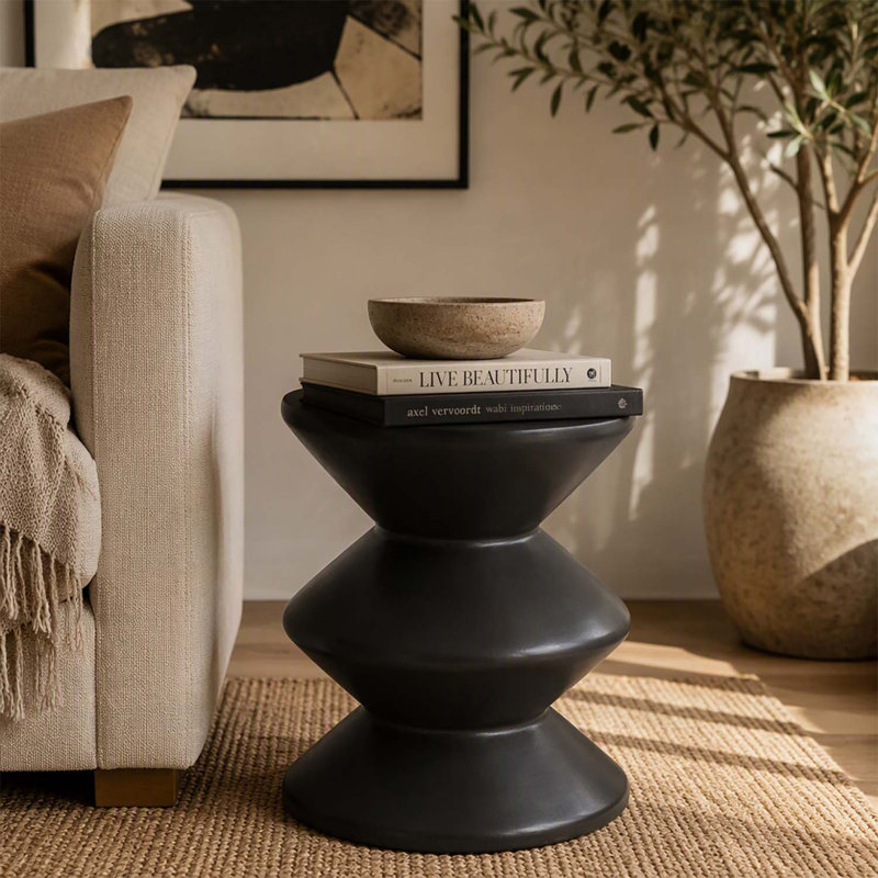 Table d'appoint moderne en béton MGO, polyvalente et étanche, pour espaces intérieurs et extérieurs.