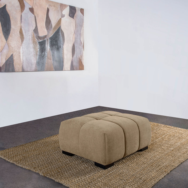 Chameau - Rectangle rembourré avec capitonnage surdimensionné, rembourrage en cascade pour une assise rembourrée de confort, finition rectangulaire lisse, capitonnage et touche élégante