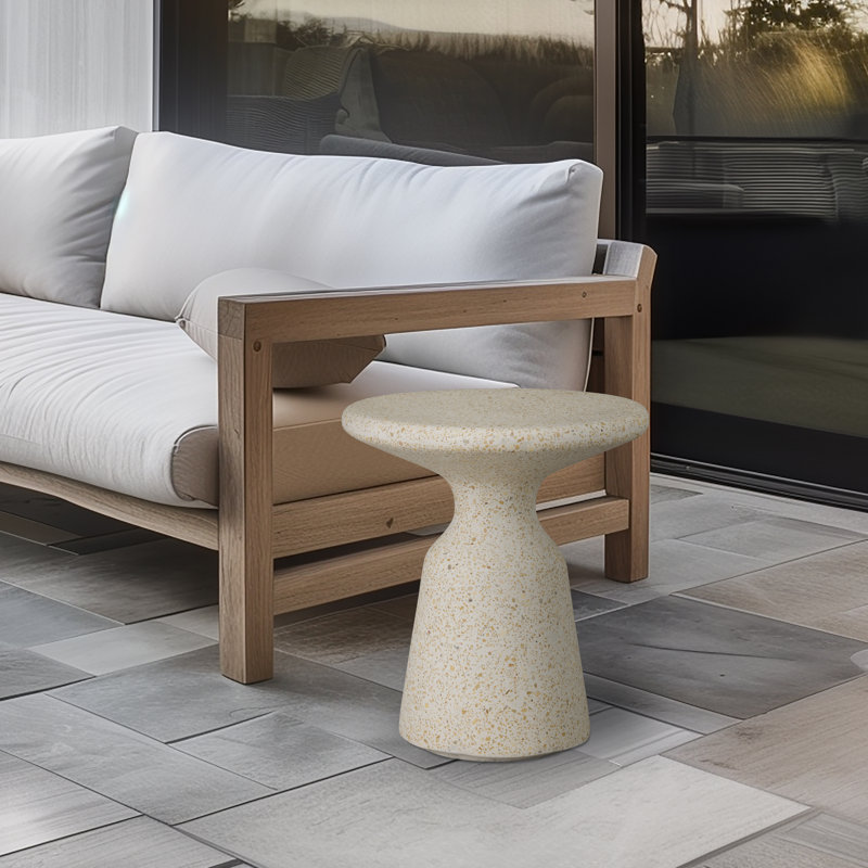 Mince tabouret de champignon / TBL, noir terrazo 17,5 po x 20 po, Jaune