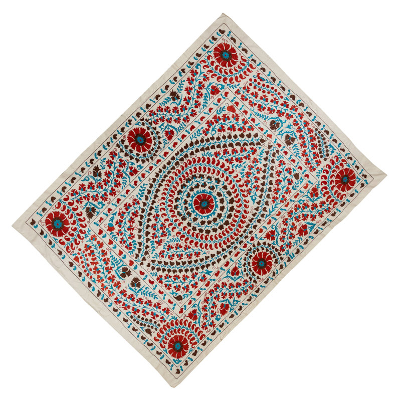 Nappe 75 x 96 po Suspension murale en coton et soie brodée