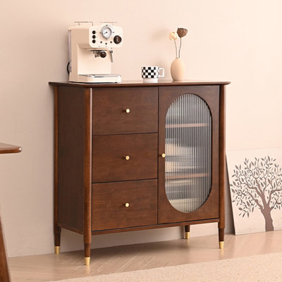 Armoire de rangement simple en bois massif avec salon simple contre le mur