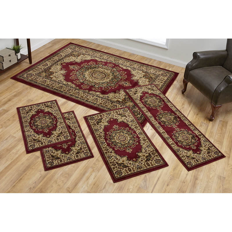 Ensemble de tapis 5 pièces - Rouge oriental traditionnel Frida: (1) 5 pi x 7 pi, (1) 2 pi x 3 pi 3 po, (1) 20 po x 60 po, (2) 20 po X 32 po