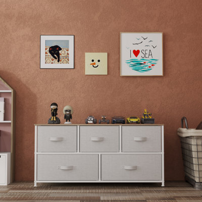 Commode de rangement avec 5 tiroirs de 2 tailles différentes