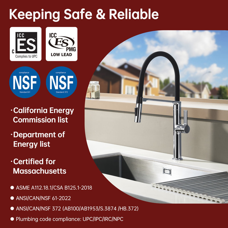 SUMERAIN Lead Free  Pull Down Kitchen Faucet with Dual Mode and Magnetic Docking, Chrome