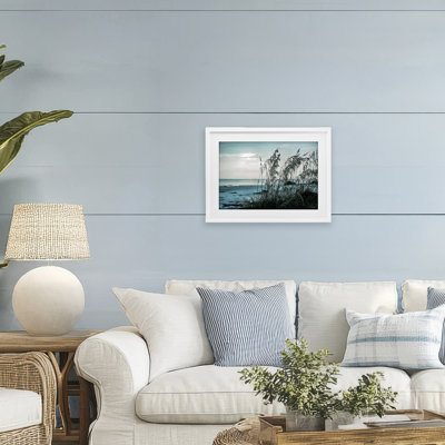 «Turquoise Waters Horizon», reproduction sous verre encadrée, design par Seven Trees Design