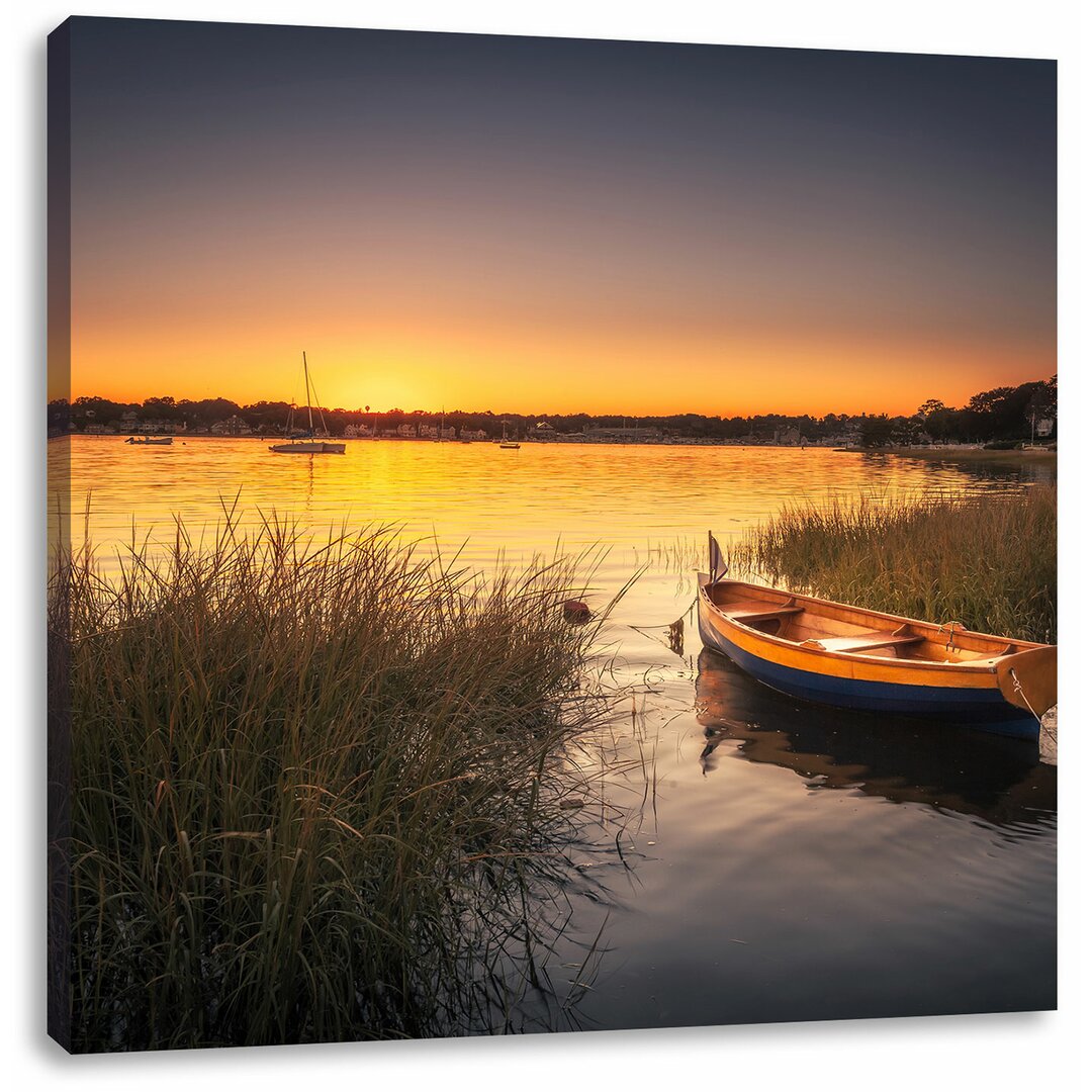 Leinwandbild Segelschiffe an der Küste im Sonnenuntergang