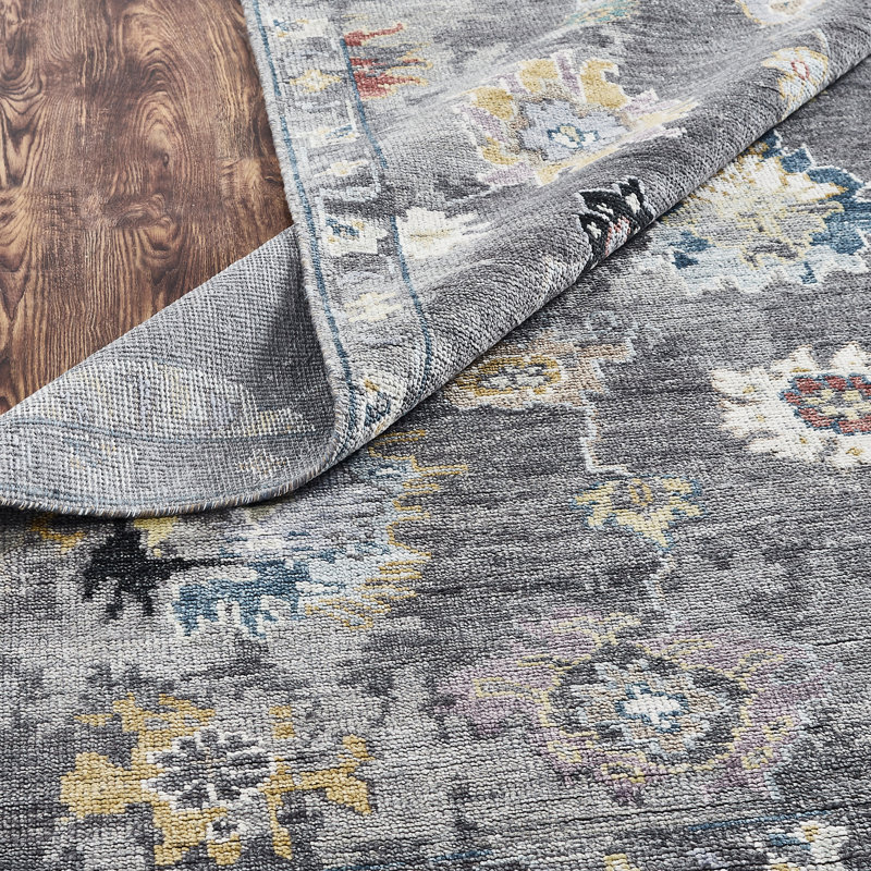 Timeless Fusion Wool Floral Area Rug in Gray, Rectangle 6' x 9'