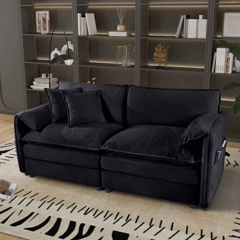 Canapé surdimensionné confortable et spacieux conçu pour la détente et les loisirs à la maison, Noir